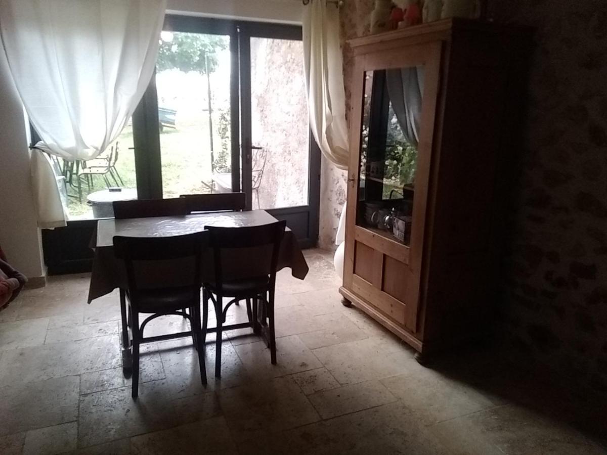 Studio Independant Dans Ferme Equestre Aups Kültér fotó